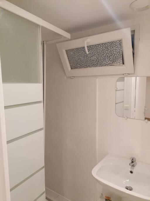 Superbe Logement Apartment Дранси Екстериор снимка