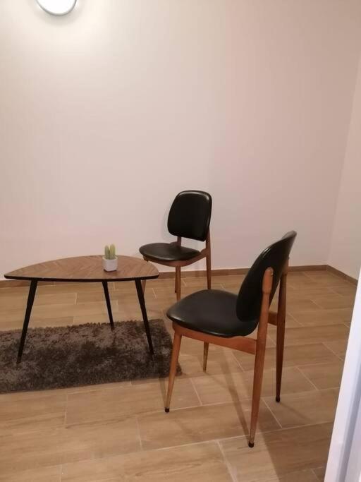 Superbe Logement Apartment Дранси Екстериор снимка